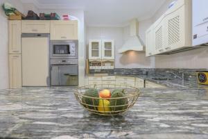 RiverWalk Suites - Puente Triana