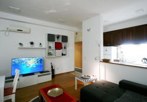 Monet Business Grade Apartment: ideal for Digital Nomads, MedTourist, Wellness