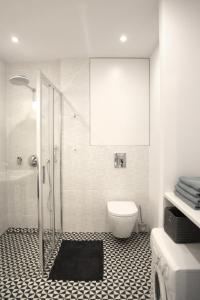 Emilka z widokiem na Pałac Kultury