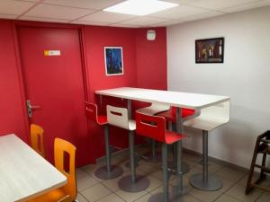 Hotels Premiere Classe Blois Nord : photos des chambres