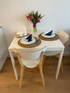 Espresso Apartment near Chopin Airport