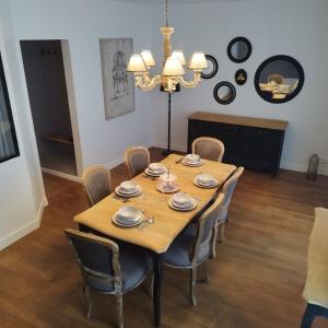 Spacieux duplex en plein centre-ville de Fontainebleau