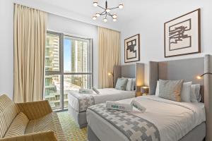 Palm View Paradise 3 bed apartment w private beach