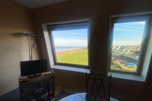 Cozy love cocoon of 34 m direct access to the sea