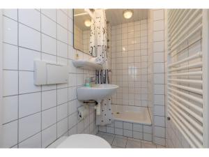 Pet-Friendly Escape by the Sea