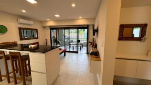 Casita moderna, equipada y excelente ubicación