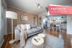 Casa Boho - 2BR Central WiFi - Plympton