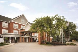 Country Inn & Suites by Radisson, Des Moines West, IA