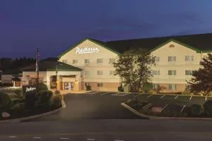 Radisson Hotel & Conference Center Rockford - Delavan