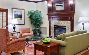 Country Inn & Suites by Radisson, Elgin, IL