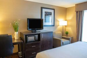 Queen Room with Two Queen Beds - Non-Smoking room in Holiday Inn Express Hotel & Suites Garden City
