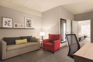 Country Inn & Suites by Radisson, Shoreview-Mounds View, MN