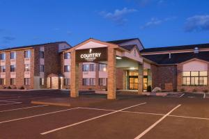 Country Inn & Suites by Radisson, Coon Rapids, MN