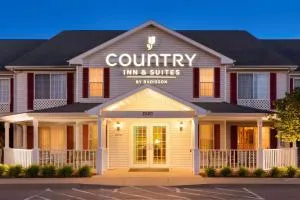 Country Inn & Suites by Radisson, Nevada, MO - Sheldon