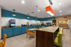 Country Inn & Suites by Radisson, Asheville - Outlet Mall