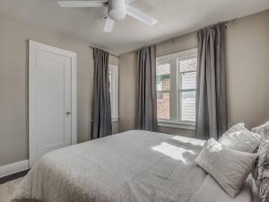 Cozy Crestwood Classic 3BR Home!