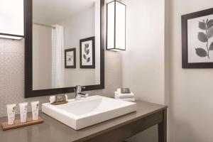 Executive King Room with Sofa Bed room in Country Inn & Suites by Radisson Williamsburg East (Busch Gardens) VA
