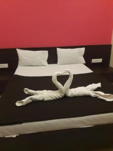 HOTEL SAI MEERA PALACE