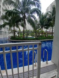 Shore Residence Mall of Asia Direct pool
