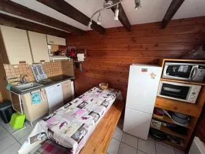 Charmant chalet semi-mitoyen avec 3 chambres, jardin et balcon près de la nature - FR-1-593-107 - Лез-Англь