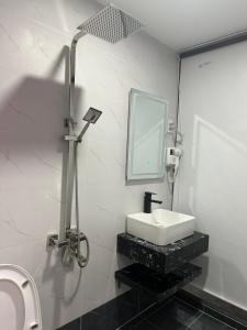 Nam Anh Hotel SG - by BAY LUXURY