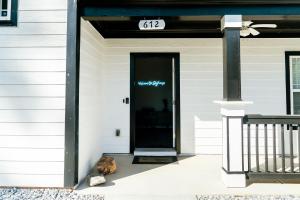 Enjoy this mini-mansion near downtown and the airport!