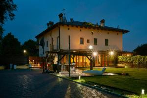 BALDA HOUSE, covered and heated pool Only for you