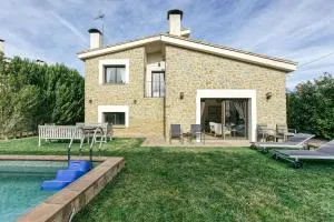 La Villa de Madremanya - La Pera