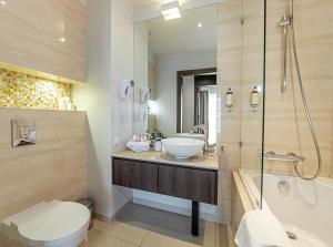 Deluxe Studio room in Platinum Residence