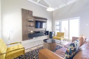 Baywest Stay - Lorraine