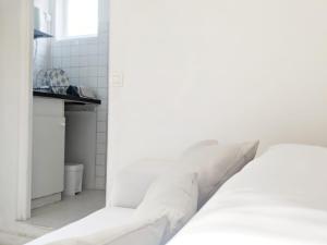 Appartements Studio dans villa nicoise calme : photos des chambres