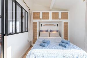 Captains Cabin Spectacular View on Old Port *Aircon