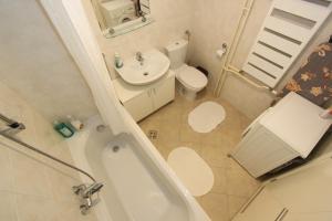 Kokpit - Stan Na Dan Novi Beograd Belvil, parking 5 evra dan