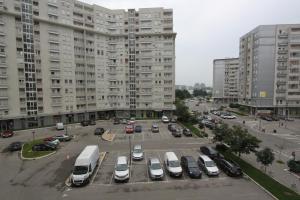 Kokpit - Stan Na Dan Novi Beograd Belvil, parking 5 evra dan