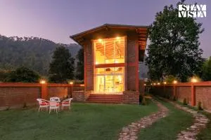 Casa Gaula with BBQ & Bonfire at Bhimtal by StayVista - 比姆塔尔