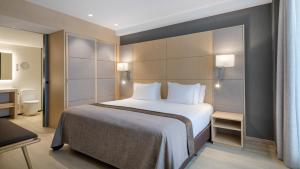 AC Hotel Victoria Suites by Marriott