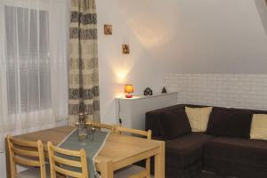 Apartment in Rowy with a garden