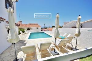 Villa Little Castle Sea&Mountain - villa vistas al mar y piscina privada en Capistrano Village urbanización, Nerja