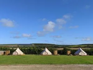 Penhallow Glampsite - Mount Hawke