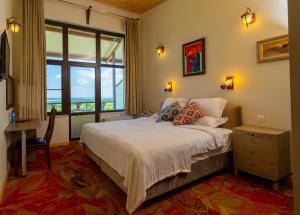 Seven Generations Winery Hotel