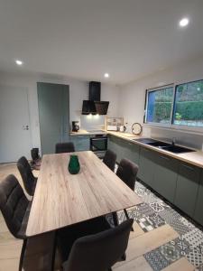 Maisons de vacances Chez Memere : Maison 2 Chambres