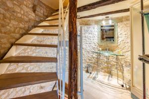 Maisons de vacances Le Pigeonnier - Piscine - Jardin - Calme : photos des chambres