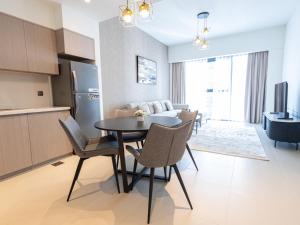 MH- ACT Tower - Downtown 1BHK-REF4102