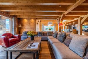 Abachi Chalet Les Gets - by EMERALD STAY