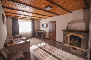 Guest House Podobovets 2000