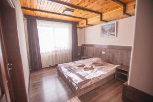 Guest House Podobovets 2000