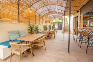 FLOR los Almendros Apartamentos