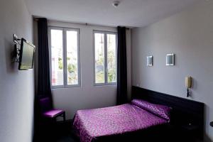 Hotels Hotel Saint Etienne : photos des chambres