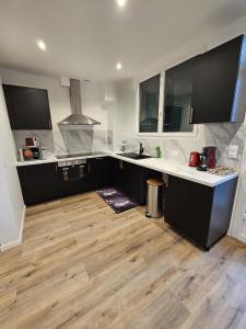 B&B / Chambres d'hotes Maison spacieuse jardin Transat - Parking gratuit : photos des chambres