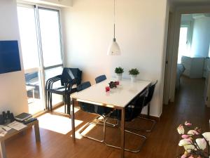 Deluxe penthouse with sea views near Puerto Marina